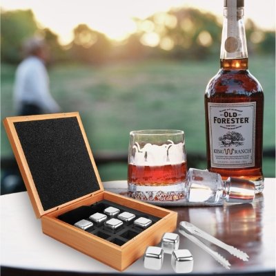 https://hottopsgraphics.com/cdn/shop/products/stainless-steel-whiskey-stone-set-in-bamboo-case-658643.jpg?v=1685322680